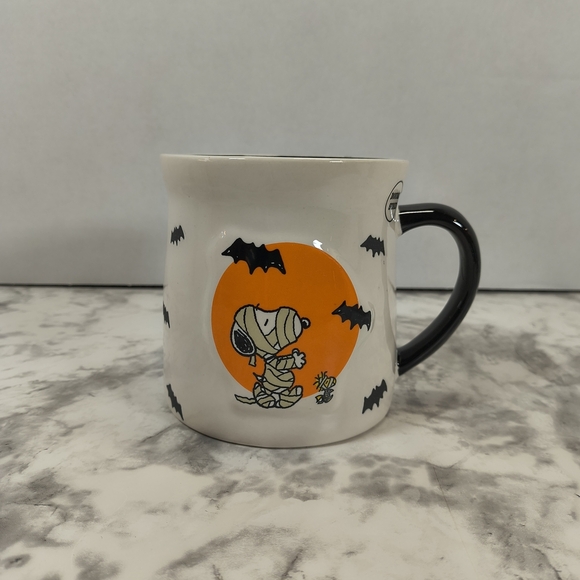 Happy Halloween Peanuts X Rae Dunn Coffee Mug - Picture 1 of 6